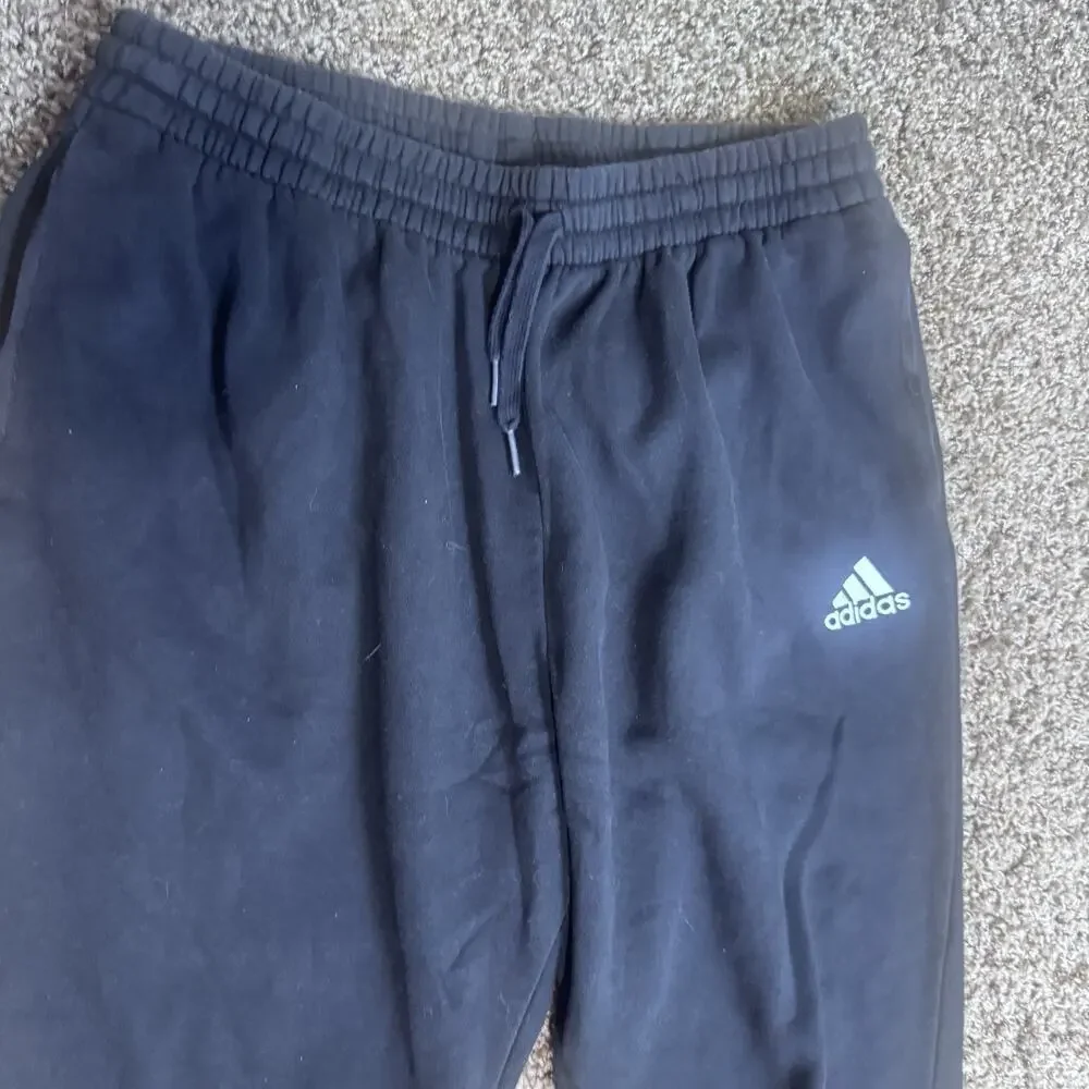 Adidas Essentials Fleece Tapered Pants joggers Men's Size XL black sweatpants
